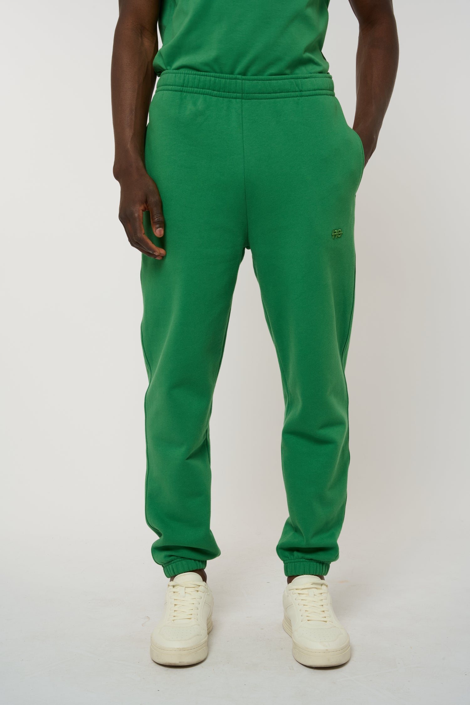 Le Flowy vert émeraude, pantalon jogging unisexe coupe large en coton biologique – vue 1