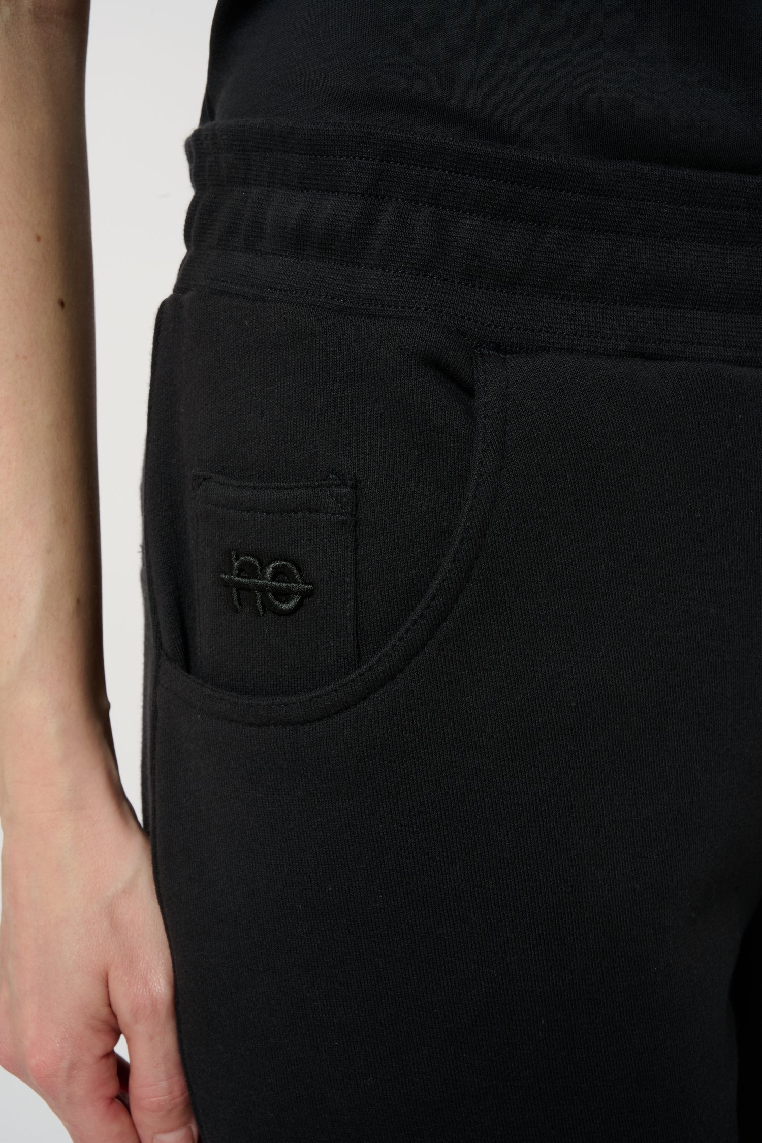 Le Jyns bleu nuit, pantalon unisexe coupe droite en coton biologique – vue 7