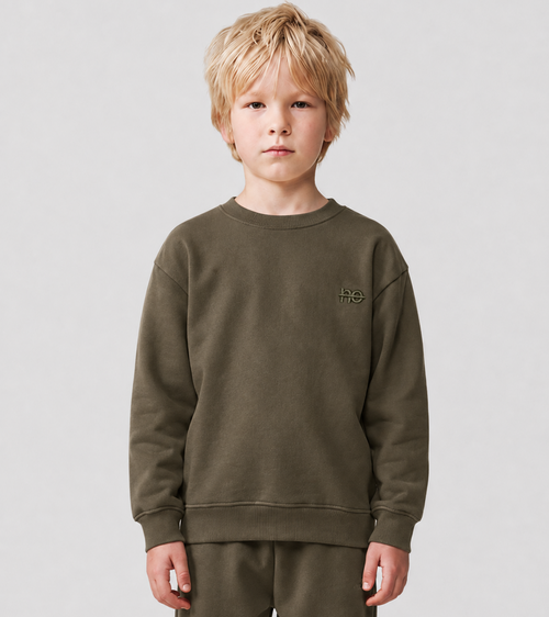 Le Sweaty enfant vert kaki, sweat enfant sans capuche en coton biologique – vue 1