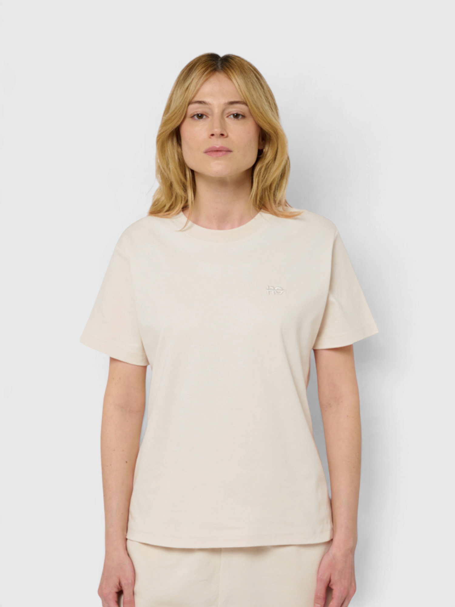 Le Ty-shirt O beige coton, T-shirt unisexe col rond en coton biologique – vue 3
