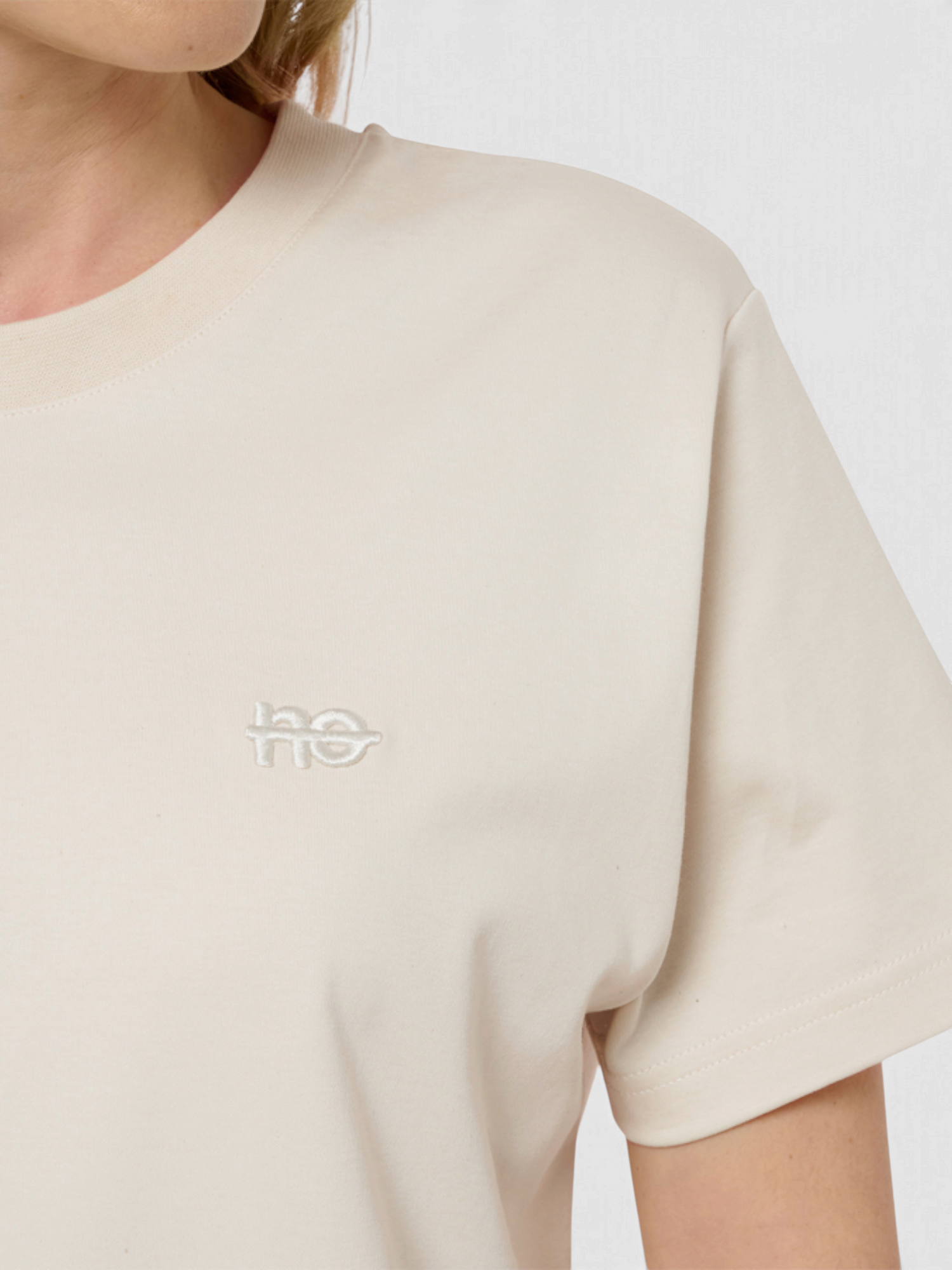 Le Ty-shirt O beige coton, T-shirt unisexe col rond en coton biologique – vue 7