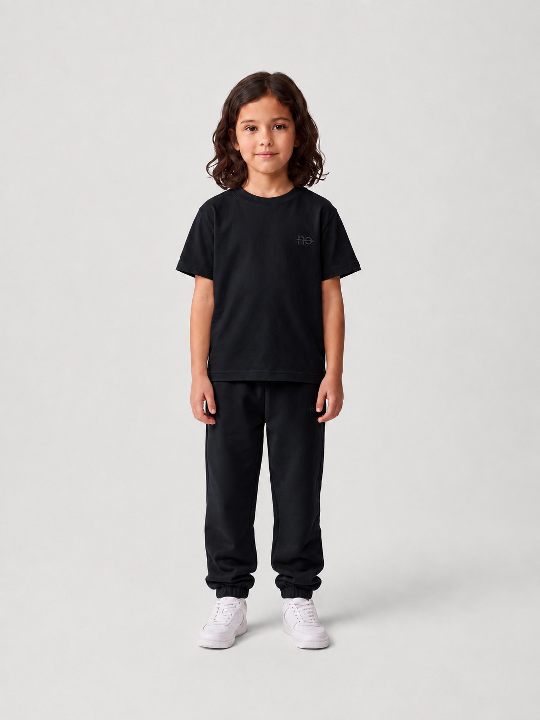 Le Ty-shirt O enfant bleu nuit, T-shirt enfant col rond en coton biologique – vue 7