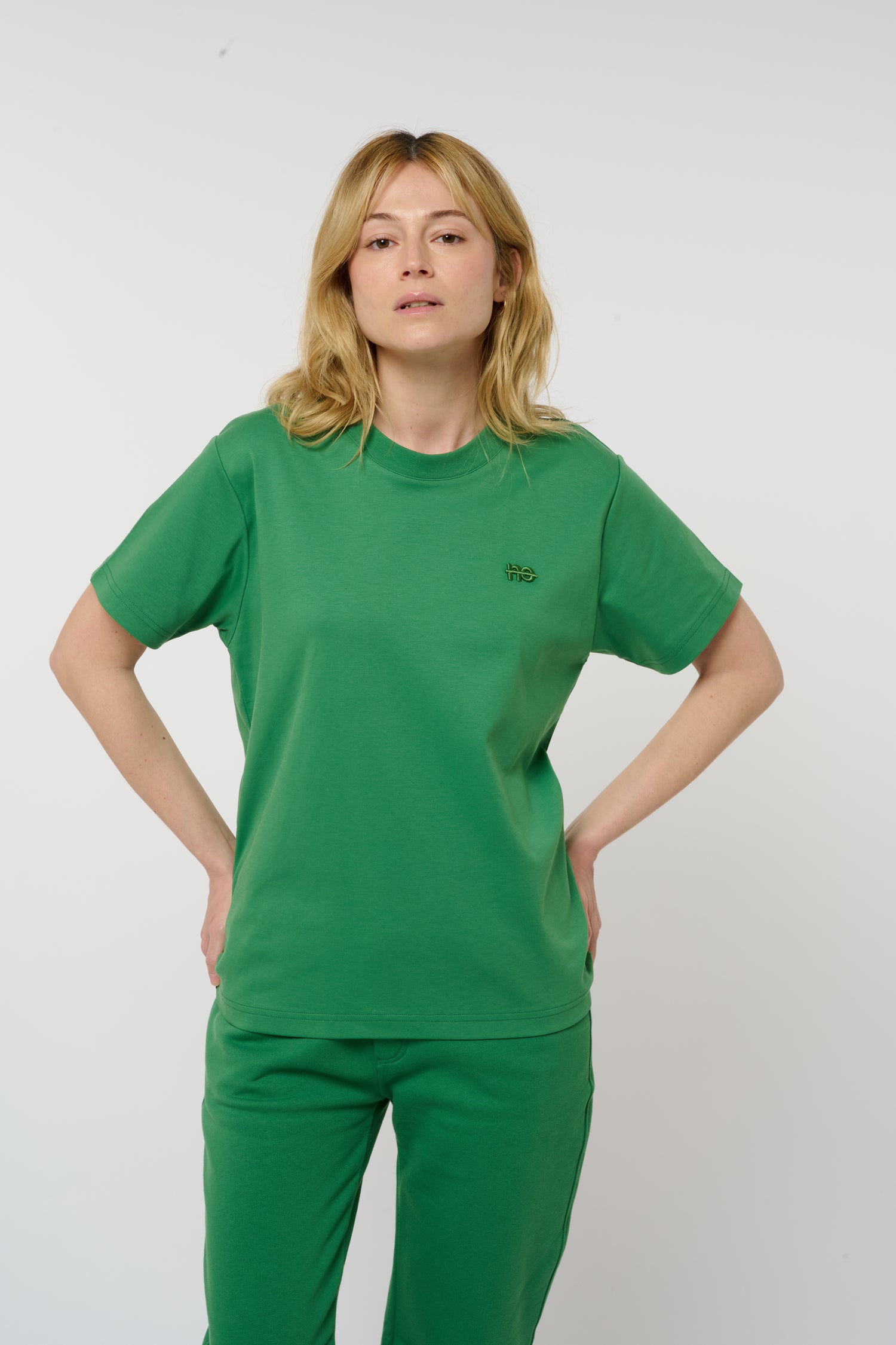 Le Ty-shirt O vert émeraude, T-shirt unisexe col rond en coton biologique – vue 1